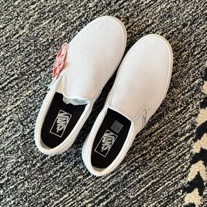 NWT Vans Classic Slip-Ons